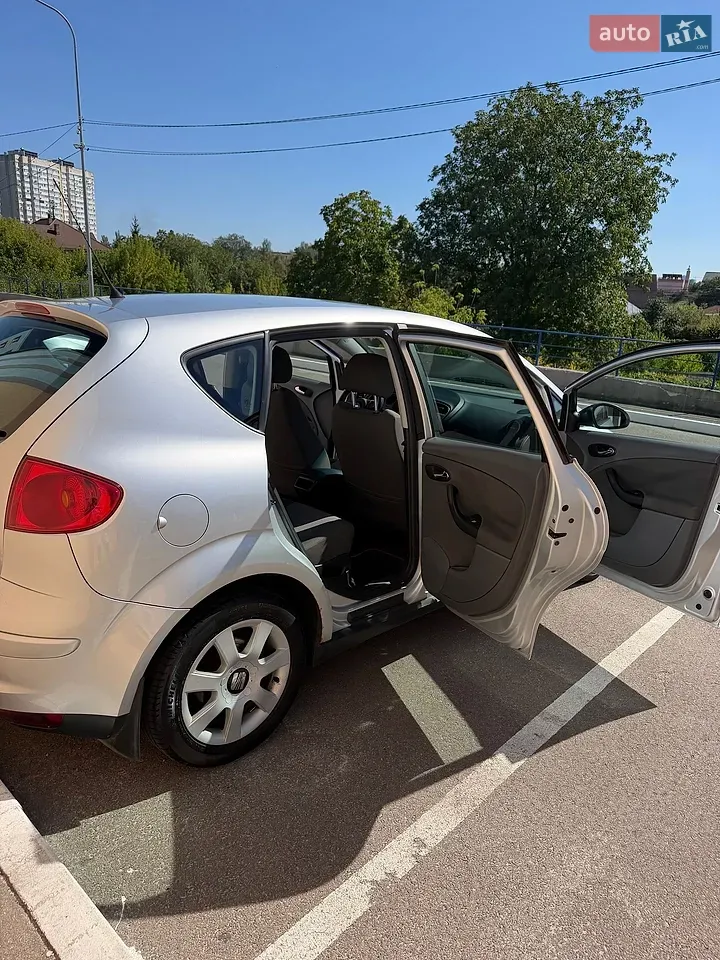 Seat Altea 2004 photo 4
