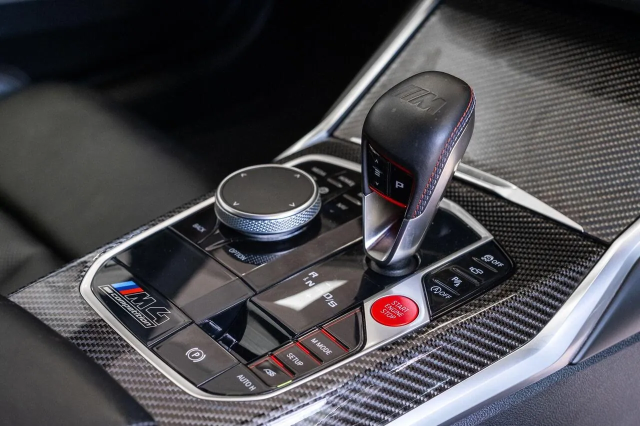 BMW M4 2021 photo 3