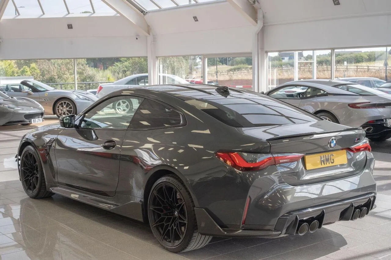 BMW M4 2021 photo 4