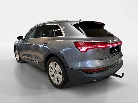 Audi E-Tron 2019 photo 5