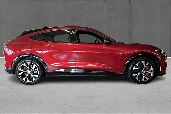 Ford Mustang Mach-E 2023 photo 4