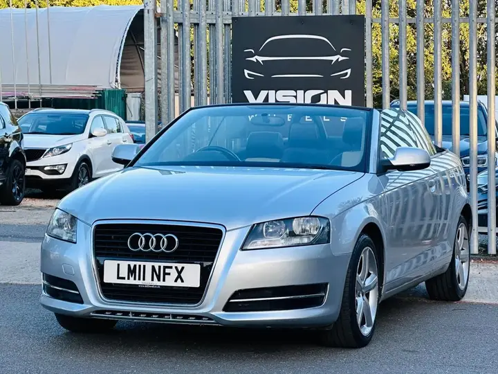 Audi A3 Cabriolet 2011 photo 3
