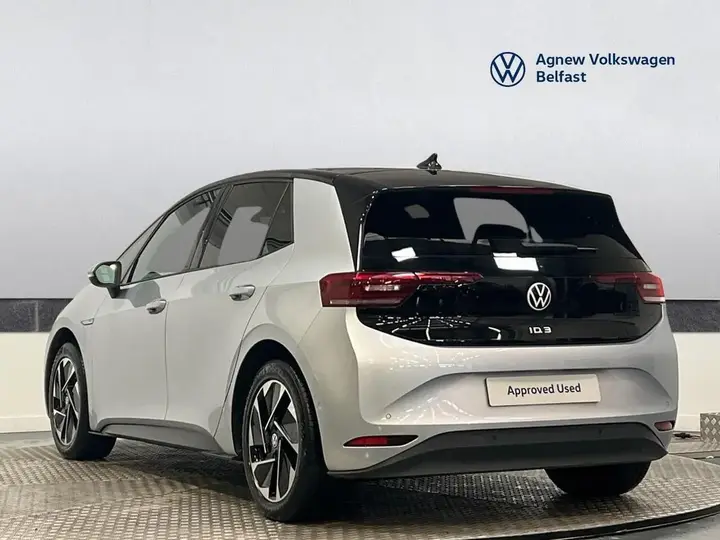 Volkswagen Id.3 2023 photo 3