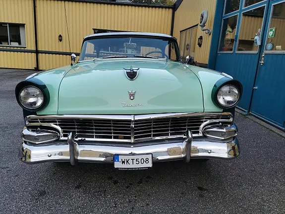Ford Fairlane 1956 photo 4