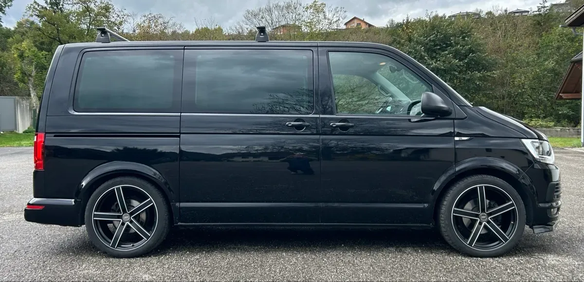 Volkswagen Multivan 2017 photo 3