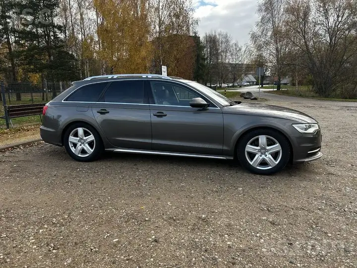 Audi A6 Allroad 2012 photo 5
