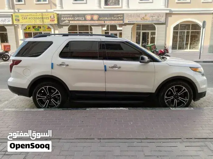 Ford Explorer 2014 photo 4