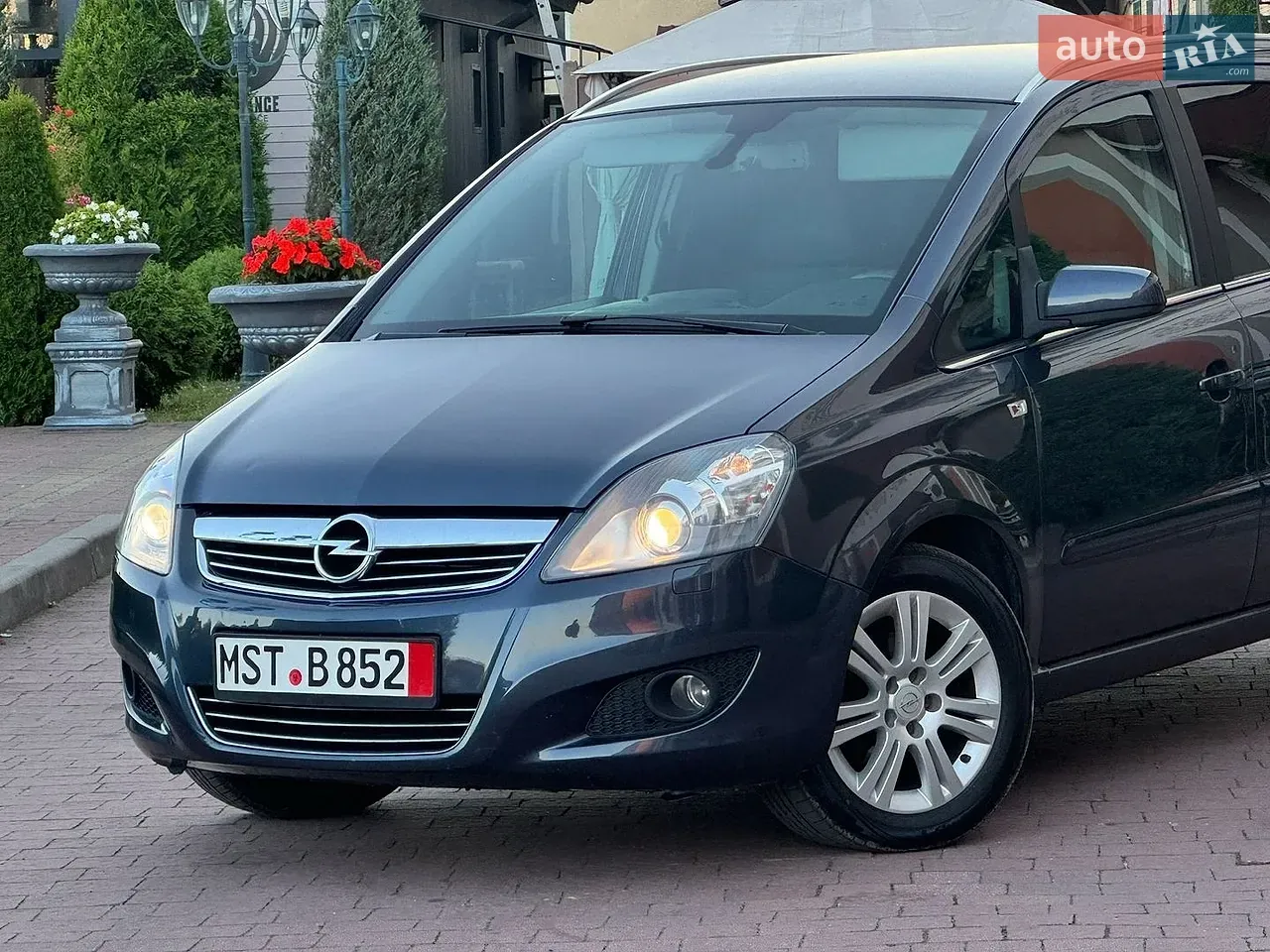 Opel Zafira 2009 photo 5
