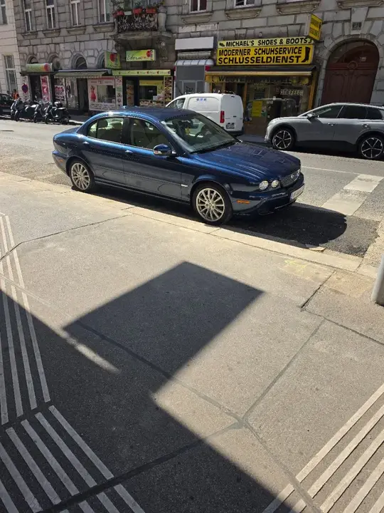 Jaguar X-Type
