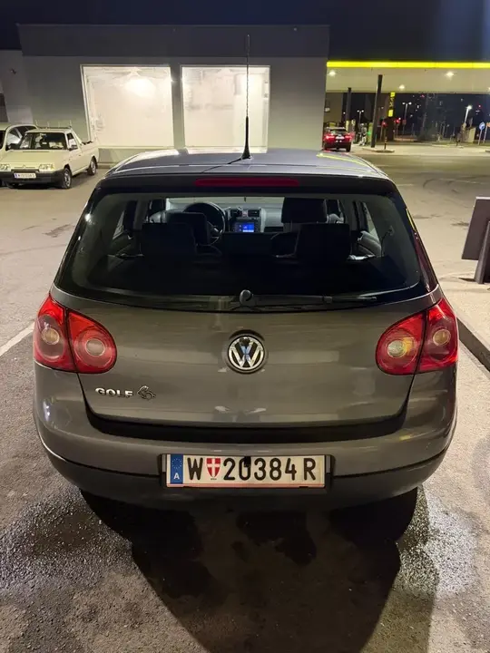 Volkswagen Golf 2006 photo 2