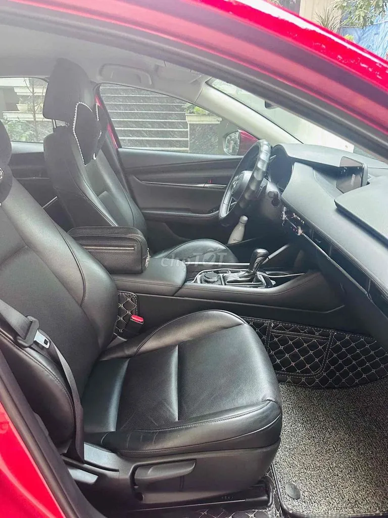 Mazda 3 2022 photo 2