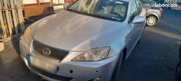 Lexus Is 2006 photo 2