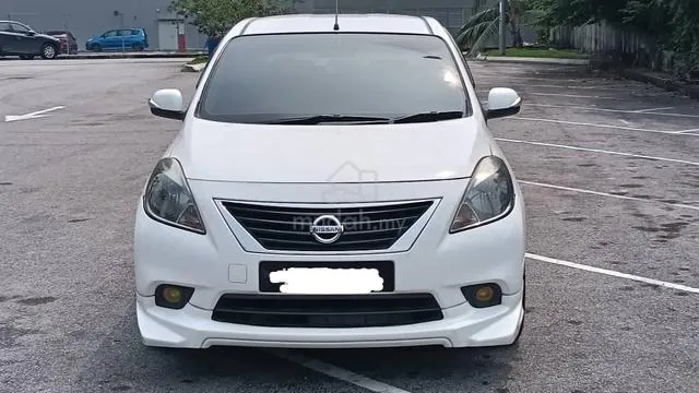 Nissan Almera