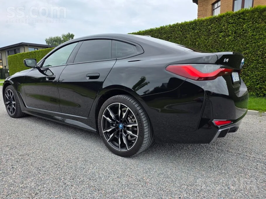 BMW I4 2022 photo 5