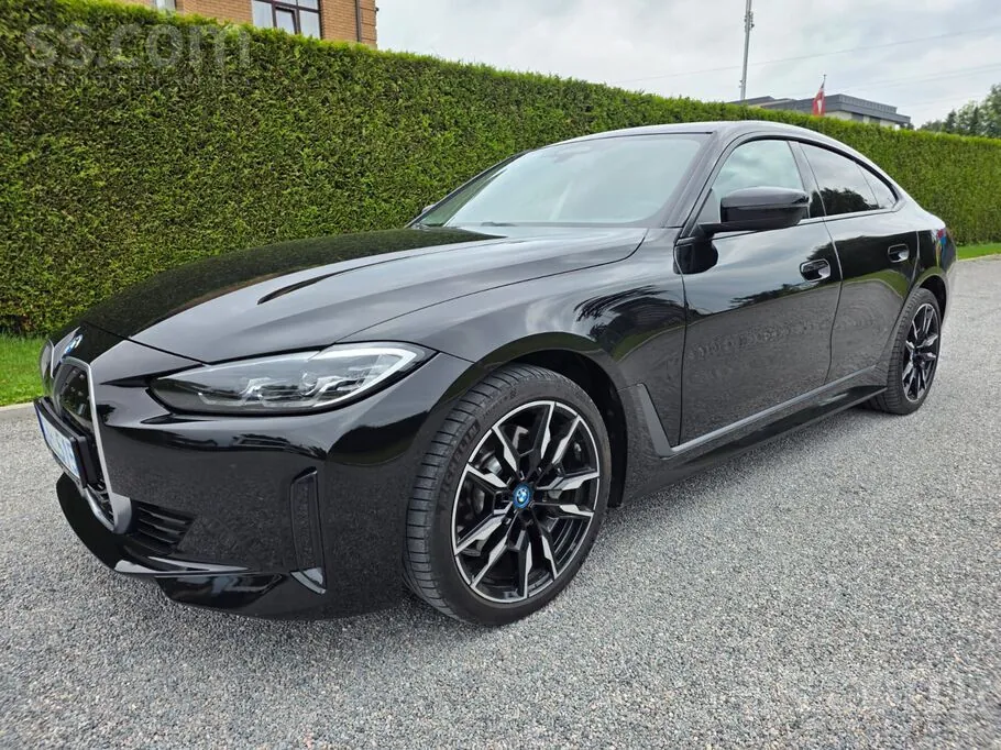 BMW I4 2022 photo 3