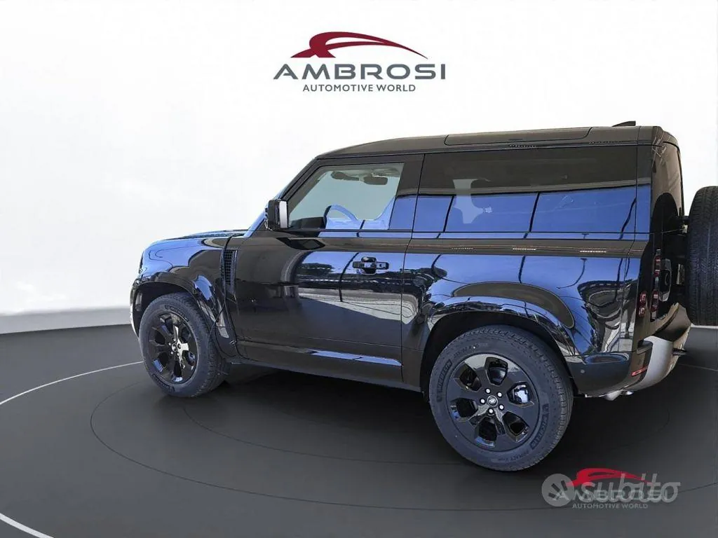 Land Rover Defender 2026 photo 4