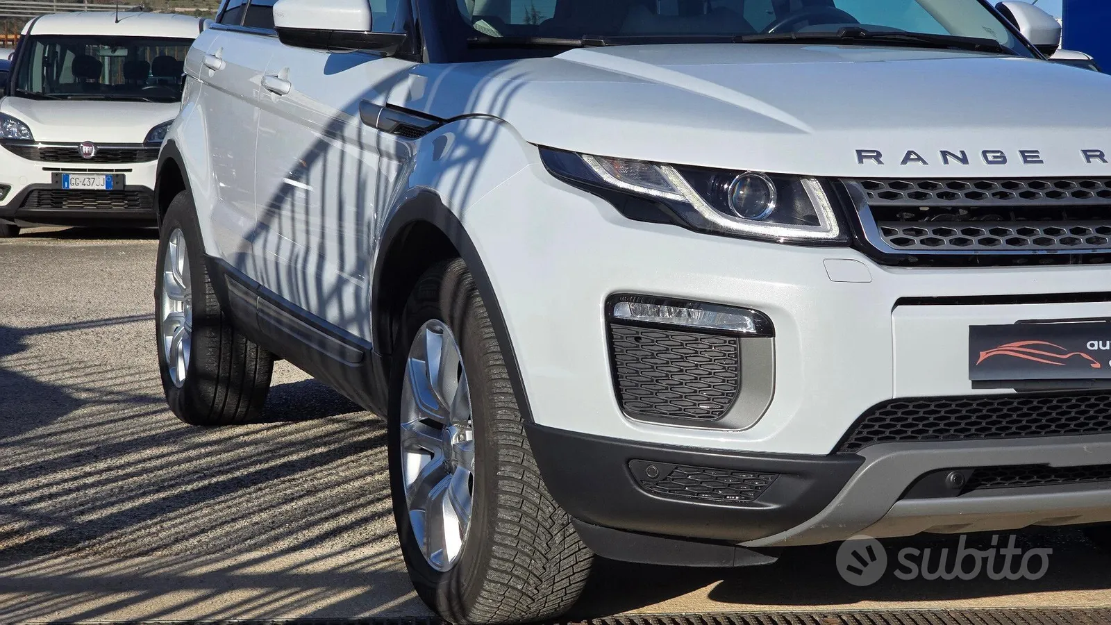 Land Rover Range Rover Evoque 2016 photo 2