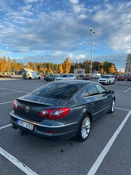 Volkswagen Passat Cc 2010 photo 2
