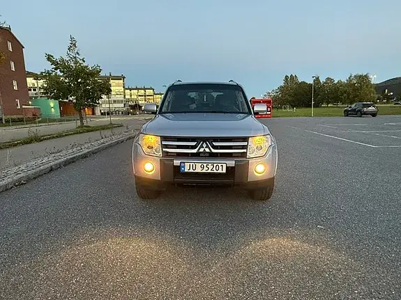 Mitsubishi Pajero 2007 photo 4