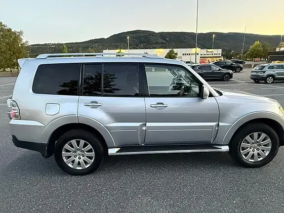 Mitsubishi Pajero 2007 photo 5