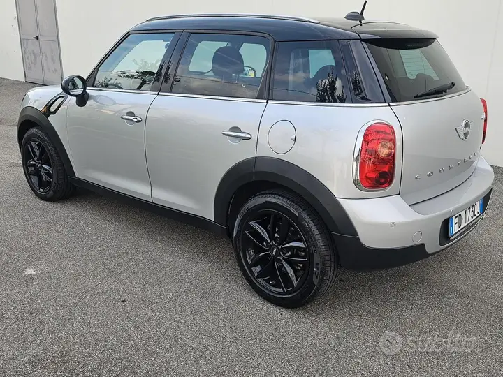 Mini Mini Countryman 2016 photo 3
