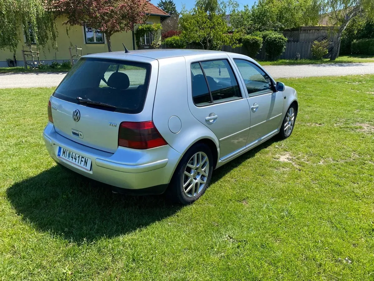Volkswagen Golf 2001 photo 3