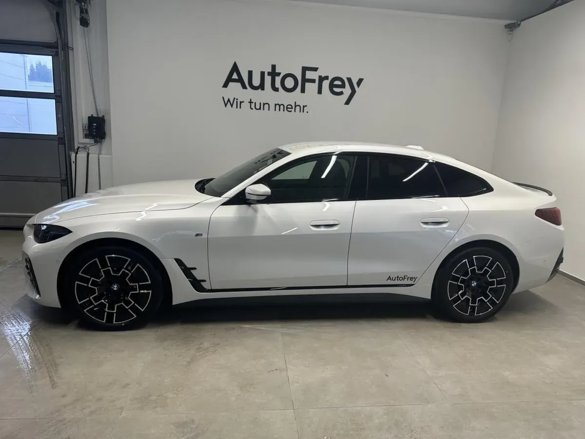 BMW I4 2026 photo 2