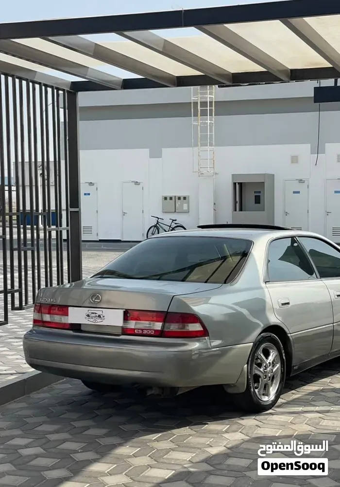 Lexus Es 2000 photo 3