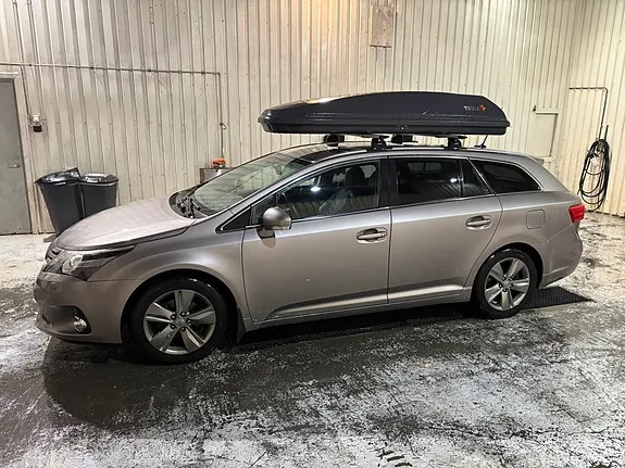 Toyota Avensis 2014 photo 3