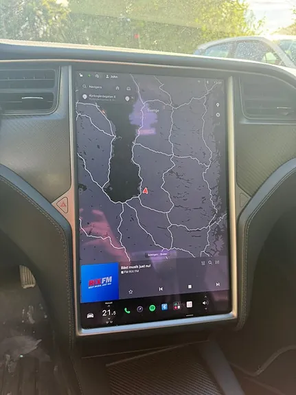 Tesla Model S 2018 photo 4