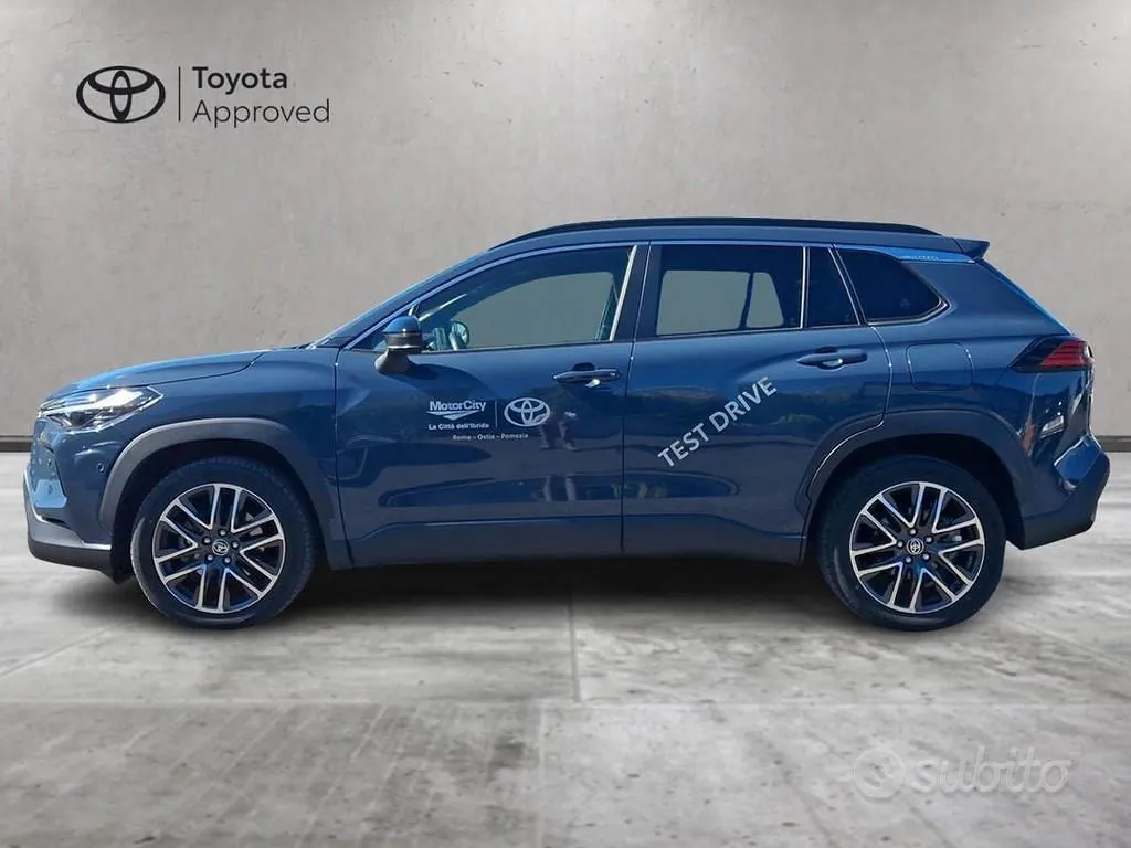 Toyota Corolla Cross 2025 photo 2