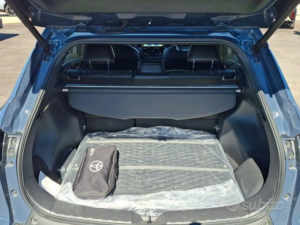Toyota Corolla Cross 2025 photo 5