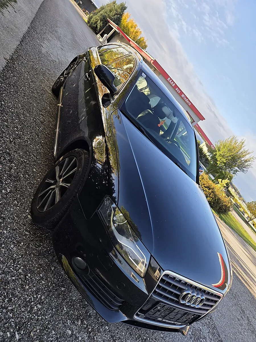 Audi A4 2011 photo 2