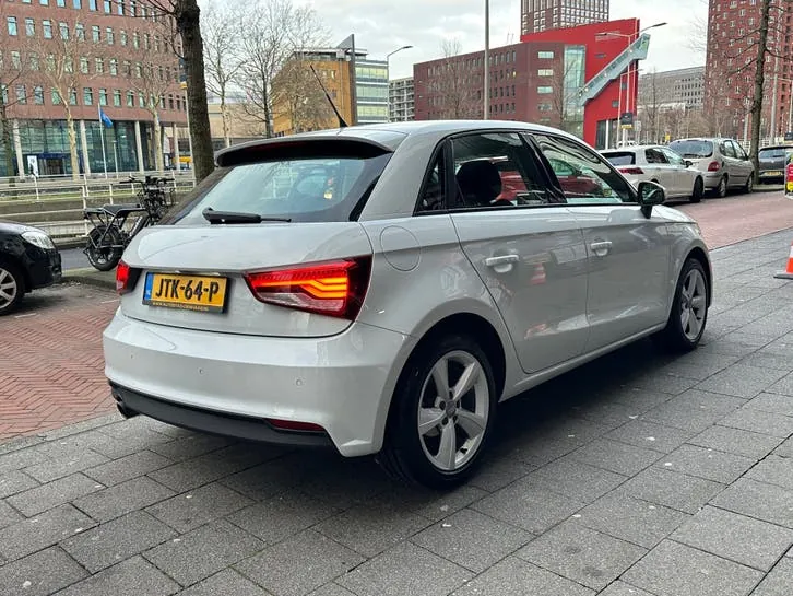 Audi A1 2016 photo 3