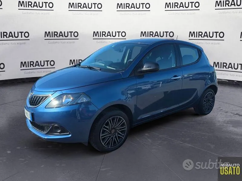 Lancia Ypsilon 2023 photo 2