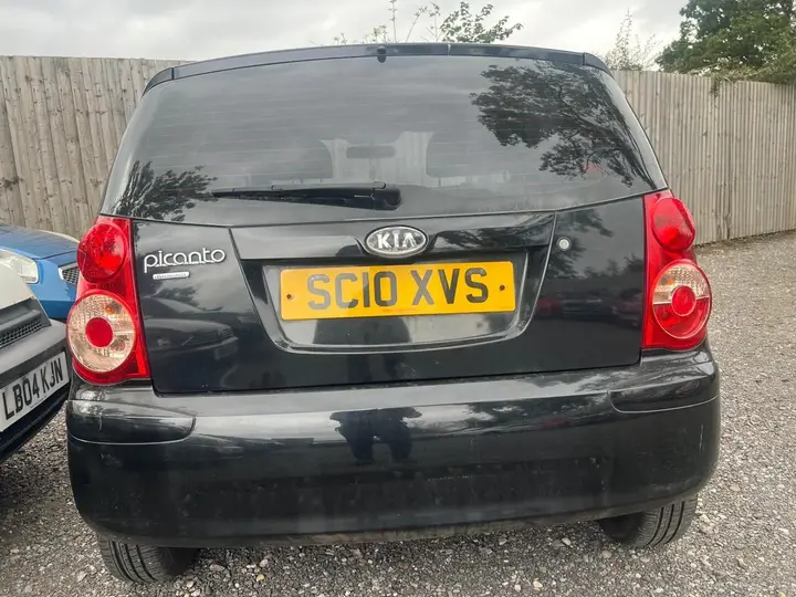 Kia Picanto 2010 photo 2