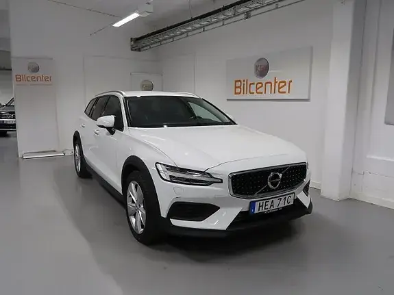 Volvo V60 Cross Country 2019 photo 3