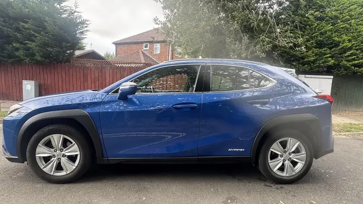 Lexus Ux 2020 photo 5