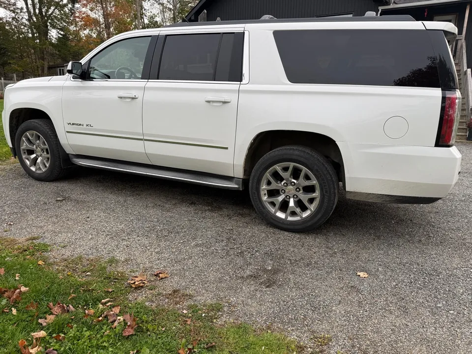 GMC Yukon Xl 2015 photo 4