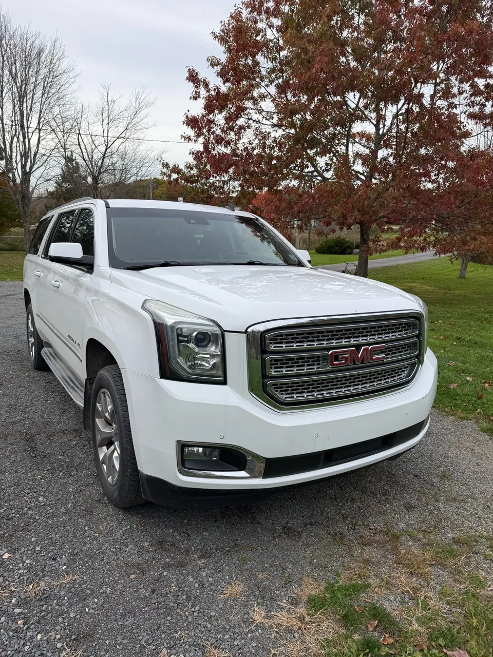 GMC Yukon Xl 2015 photo 2