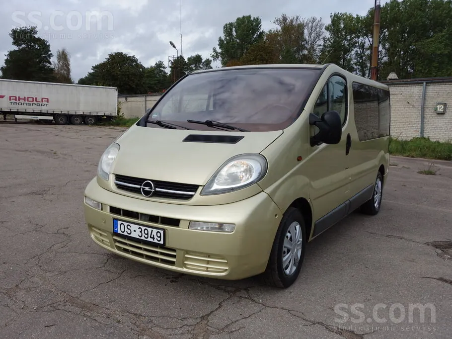 Opel Vivaro 2007 photo 2