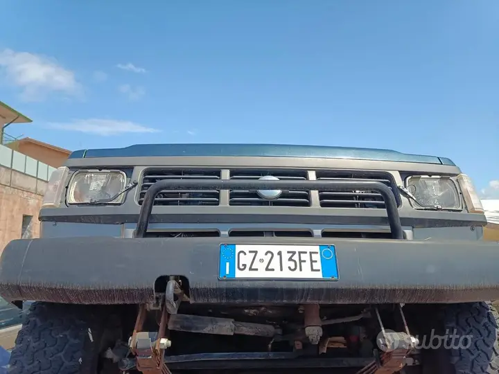 Nissan Patrol 1993 photo 5