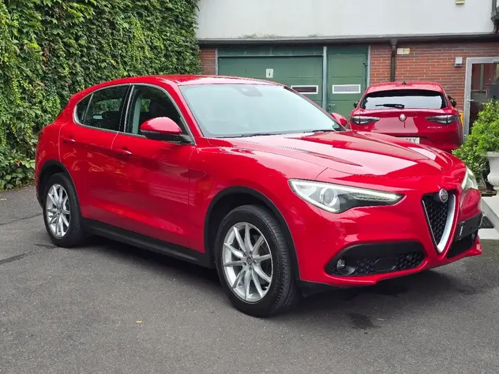 Alfa Romeo Stelvio 2017 photo 3