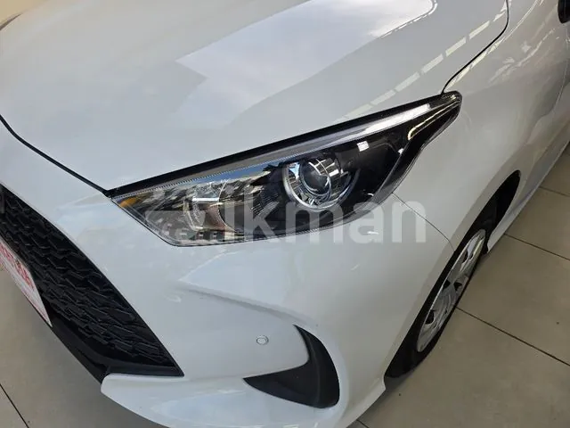 Toyota Yaris 2026 photo 2