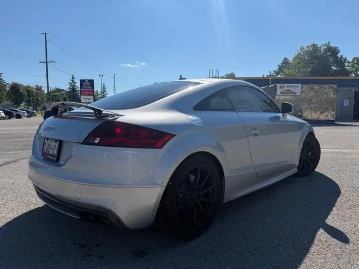 Audi Tts 2010 photo 4