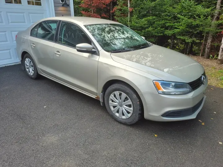Volkswagen Jetta 2014 photo 2