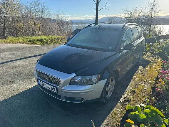 Volvo V50 2006 photo 2