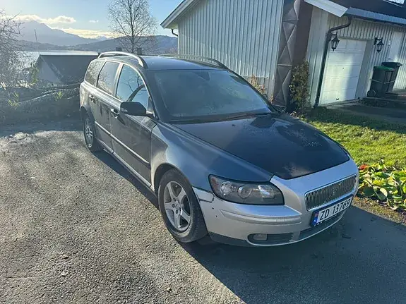 Volvo V50