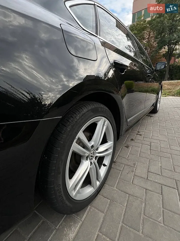 Volkswagen Passat 2013 photo 5