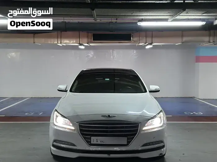 Genesis G80 2015 photo 2